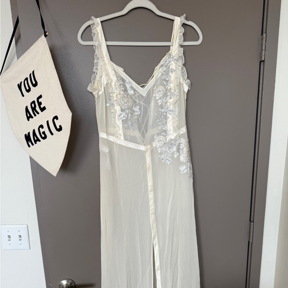 La Perla Silk Nightgown with Lace Appliqué & Lace-Up Back – Ivory FREE SHIPPING